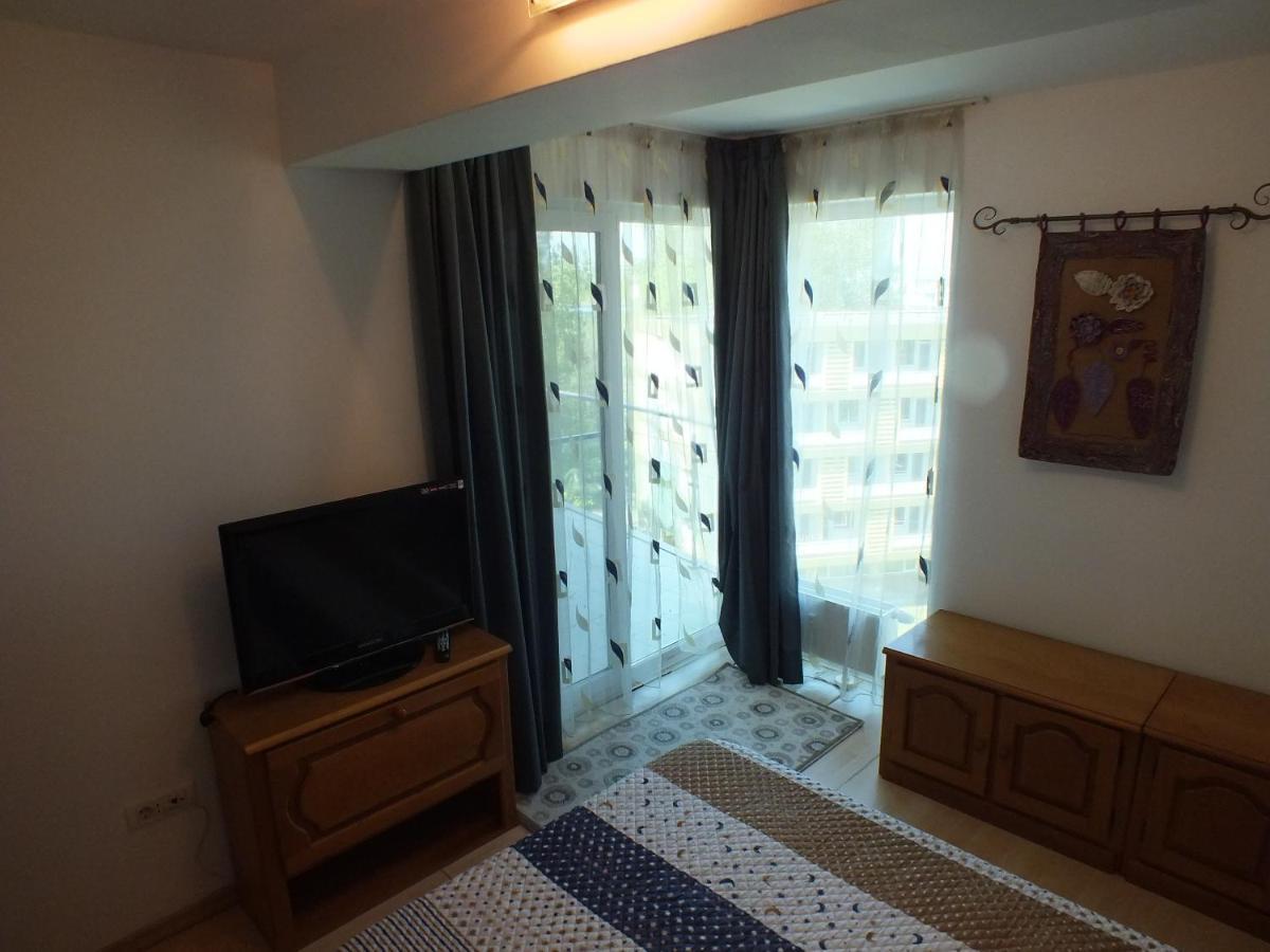 Seaside Piano Bar Apartament ママイア エクステリア 写真
