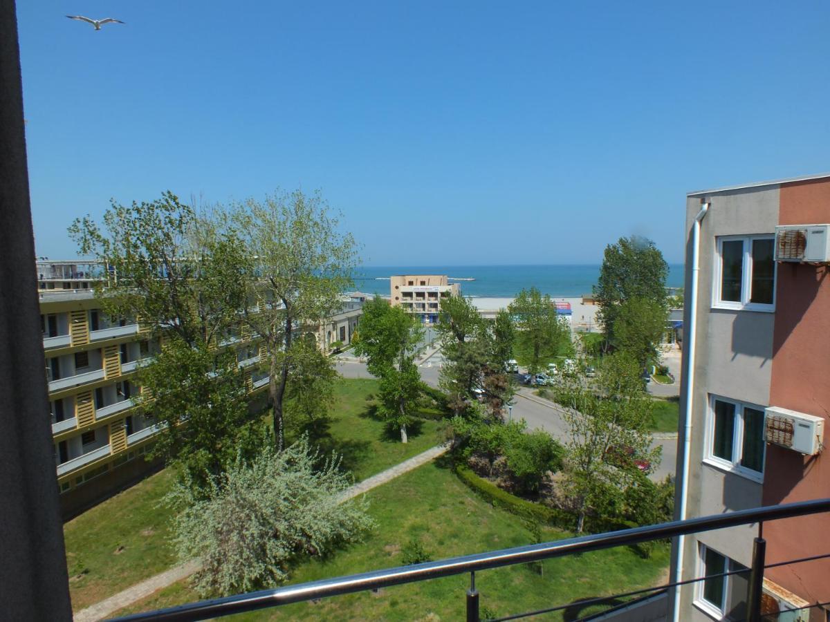 Seaside Piano Bar Apartament ママイア エクステリア 写真