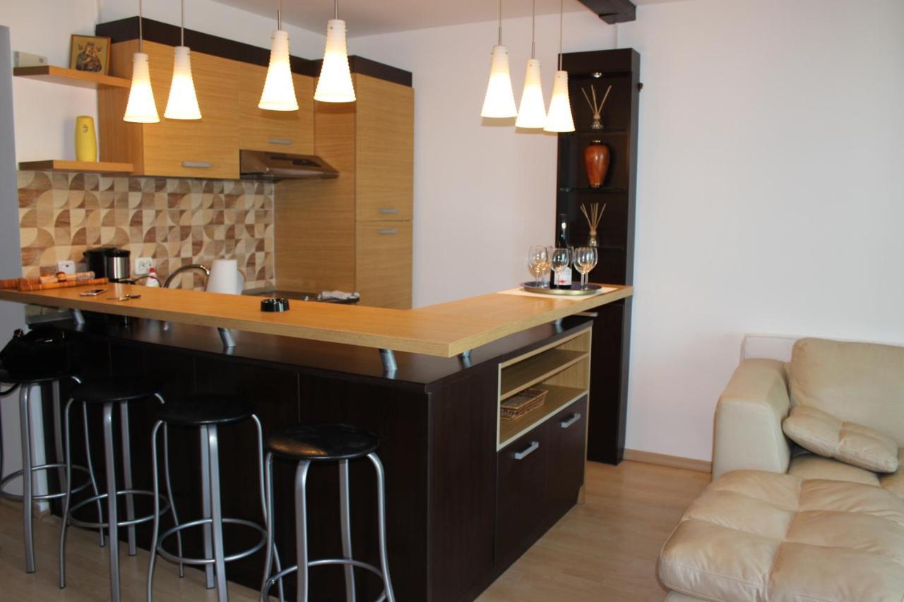 Seaside Piano Bar Apartament ママイア エクステリア 写真