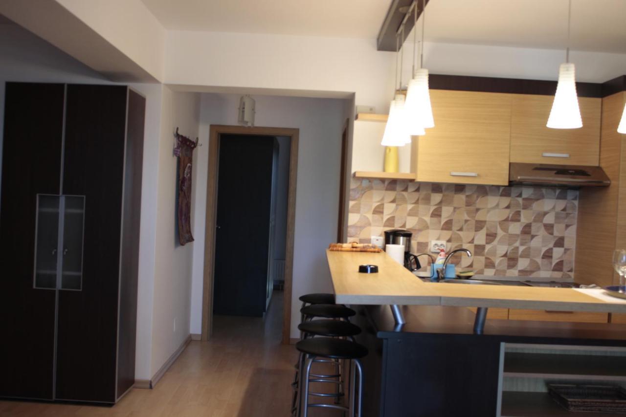 Seaside Piano Bar Apartament ママイア エクステリア 写真