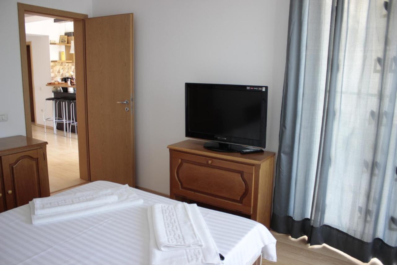 Seaside Piano Bar Apartament ママイア エクステリア 写真