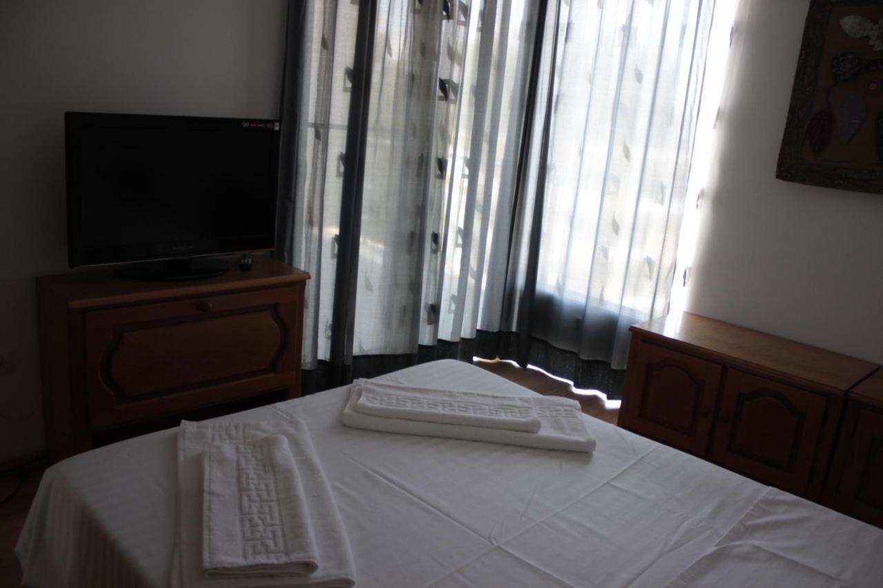 Seaside Piano Bar Apartament ママイア エクステリア 写真