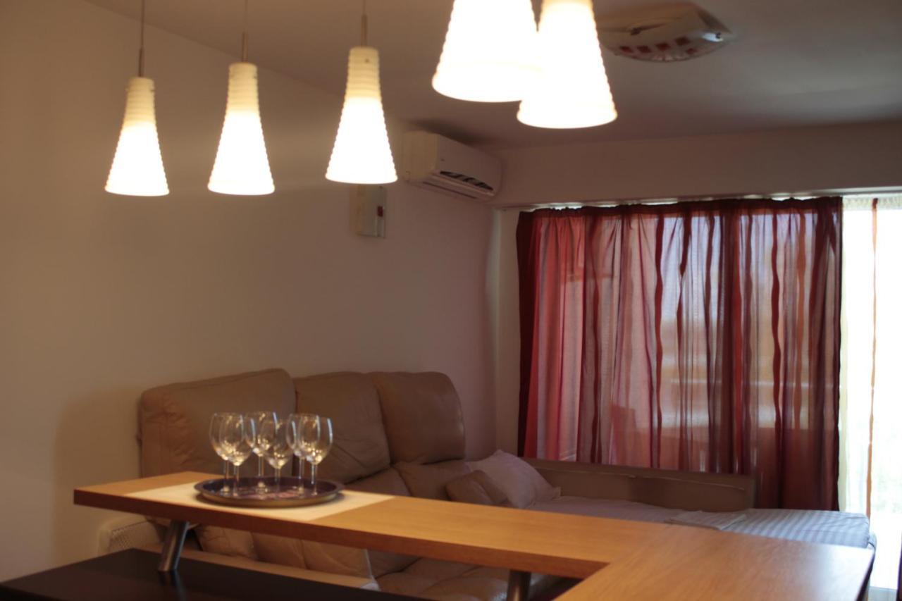 Seaside Piano Bar Apartament ママイア エクステリア 写真